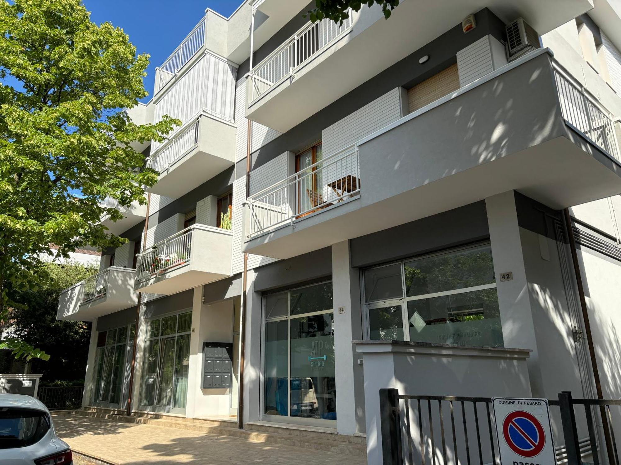 Appartamento Stella Marina เปซาโร ภายนอก รูปภาพ